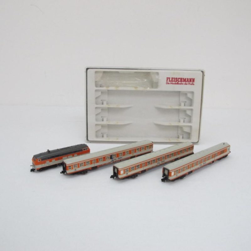 S-Bahn 4-part set with diesel 218 and 3 carriages