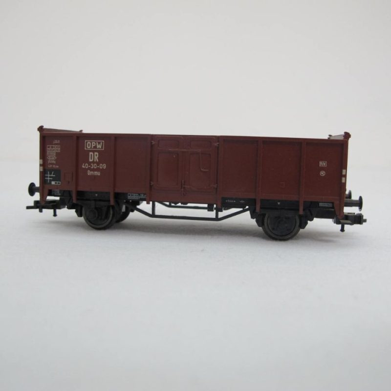 DR open freight wagon with load of bricks - Image 9