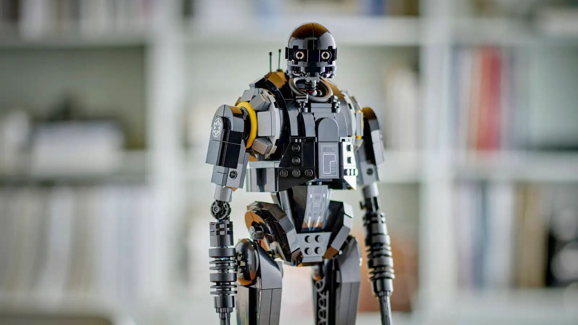 LEGO Star Wars 75434 K-2SO™ Security Droid