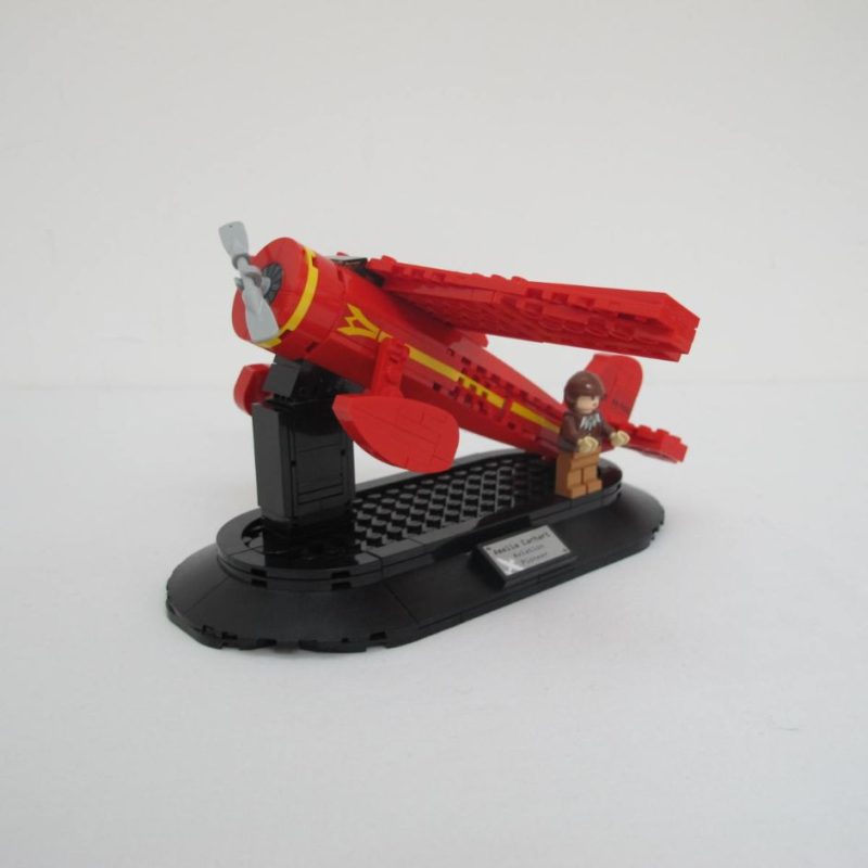Amelia Earhart Tribute. Incomplete with instructions, no box - Image 7