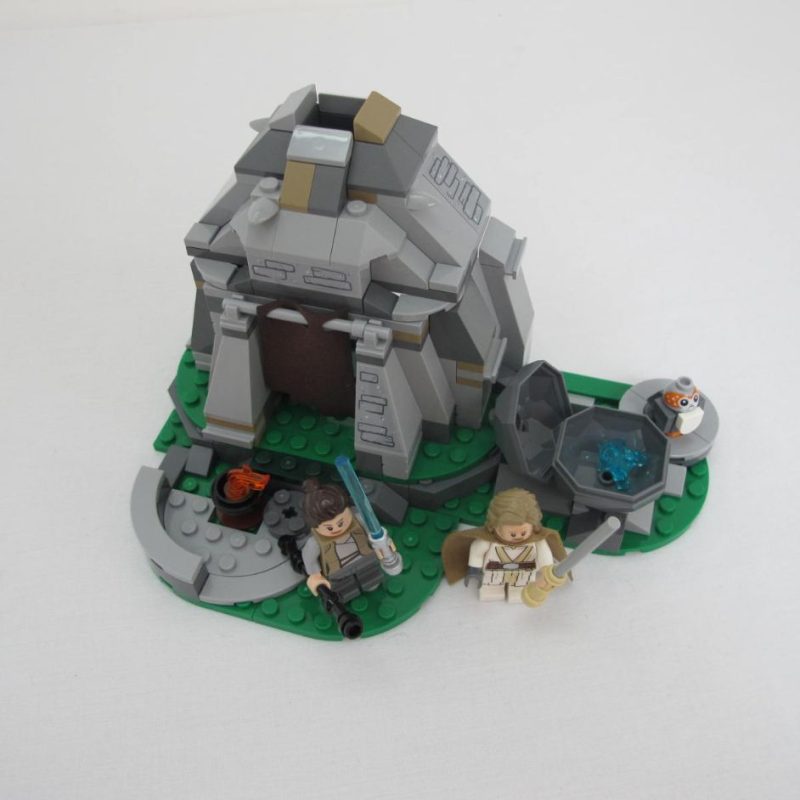 Ahch-To Island Training. Complete with instructions, no box - Image 3