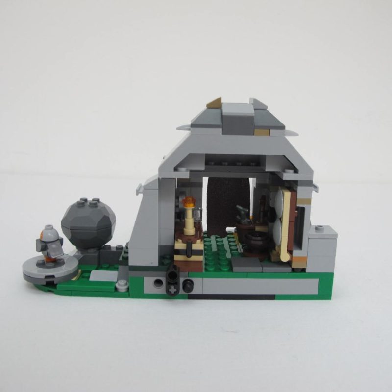 Ahch-To Island Training. Complete with instructions, no box - Image 8