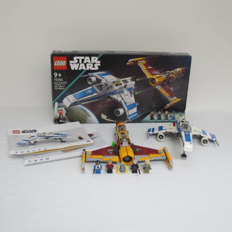New Republic E-Wing vs. Shin Hati's Starfighter. Complete with instructions and box