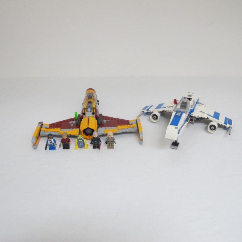 New Republic E-Wing vs. Shin Hati's Starfighter. Complete with instructions and box - Image 5