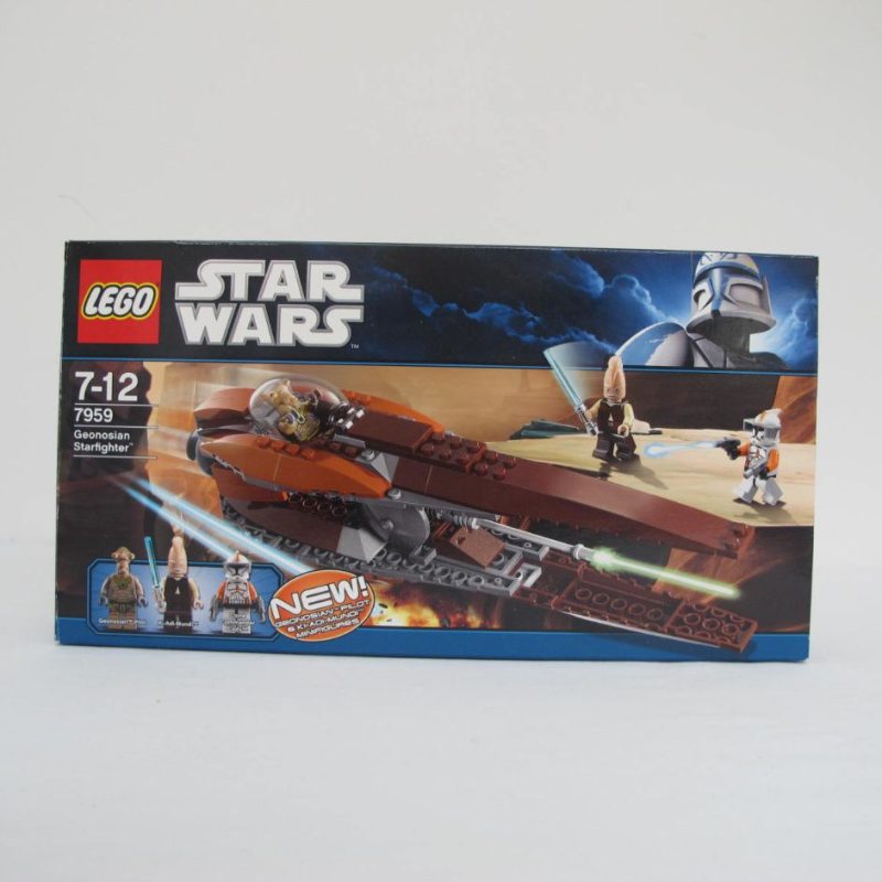 Geonosian Starfighter. Complete with instructions and box - Image 11