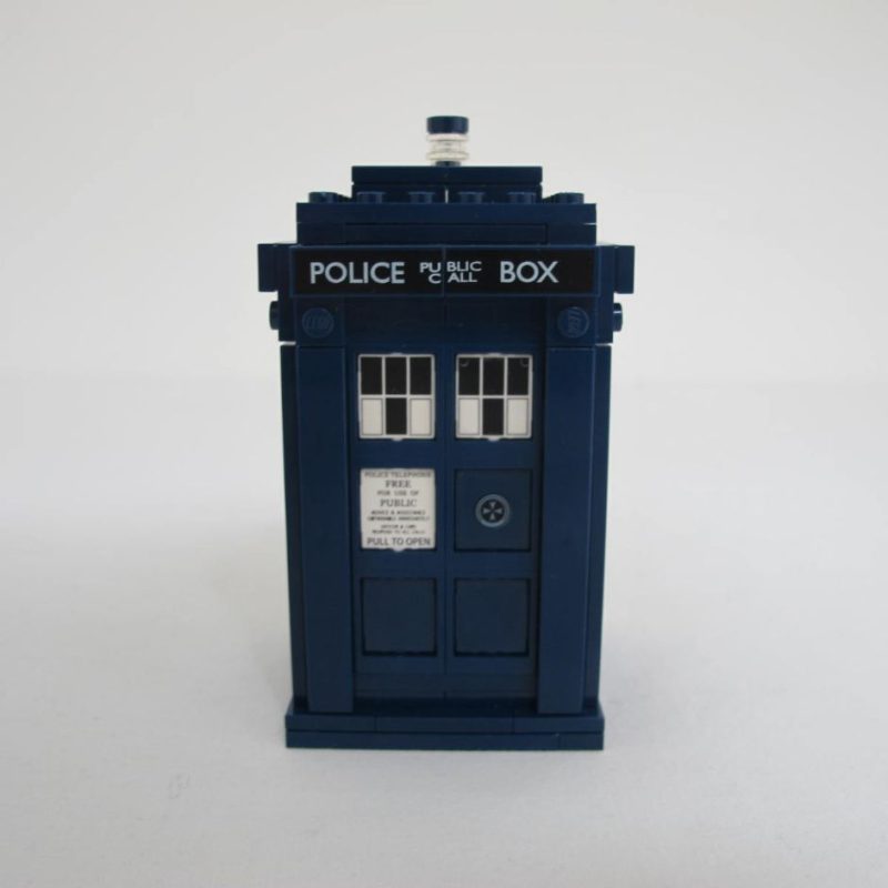 Doctor Who. Complete with instructions, no box - Image 9