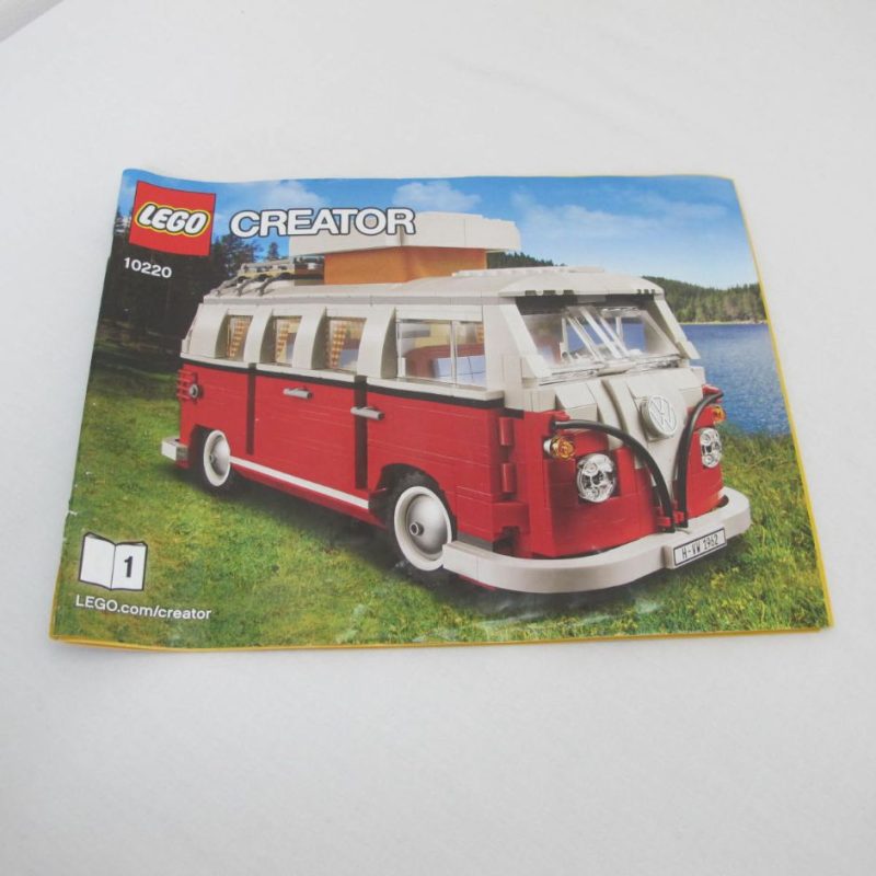 Volkswagen T1 Camper Van (VW Bus). Complete with instructions, no box - Image 3