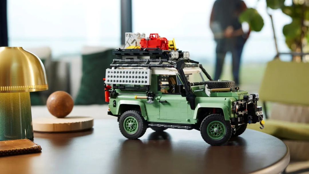 LEGO - Land Rover Classic Defender 90 LEGO Icons 10317 Land Rover Classic Defender 90