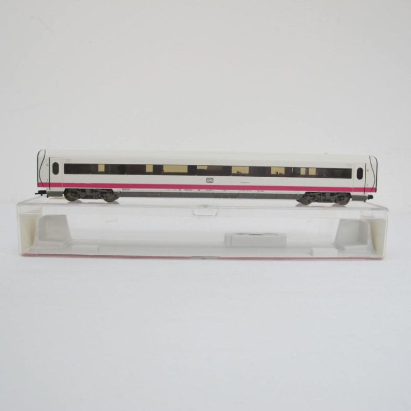 ICE centre coach 810 001-8