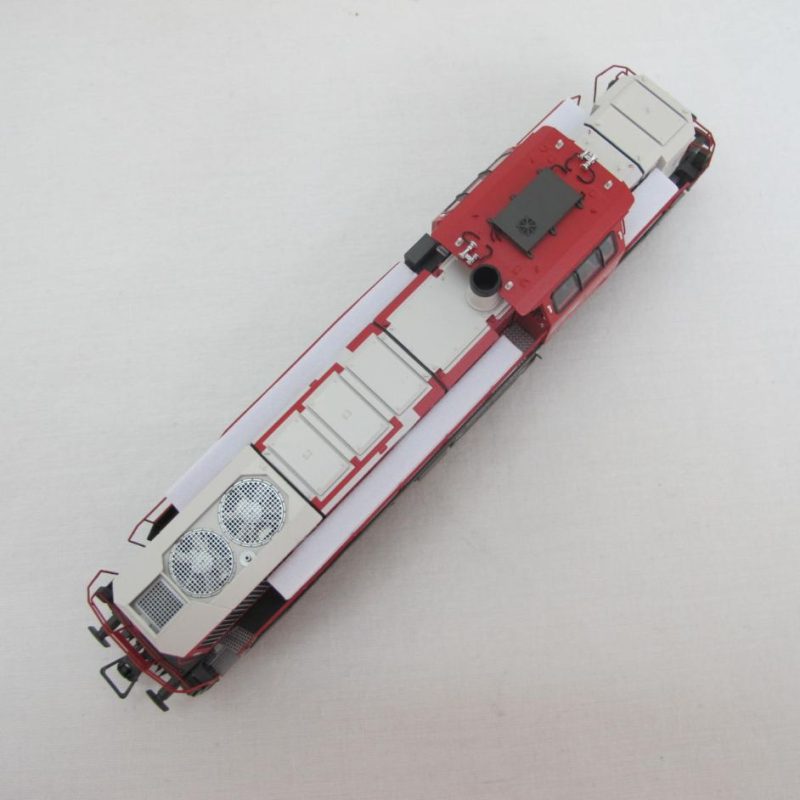 CFL DE18 306 Diesel locomotive Vossloh DE 18 in red/white livery - Image 10