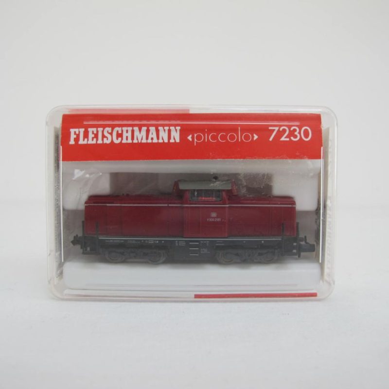 Diesel locomotive V 100.20, red - Image 2