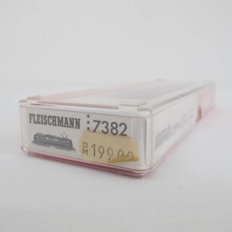 Electric locomotive BR 151, axle arrangement Co'Co', orient red - Image 3