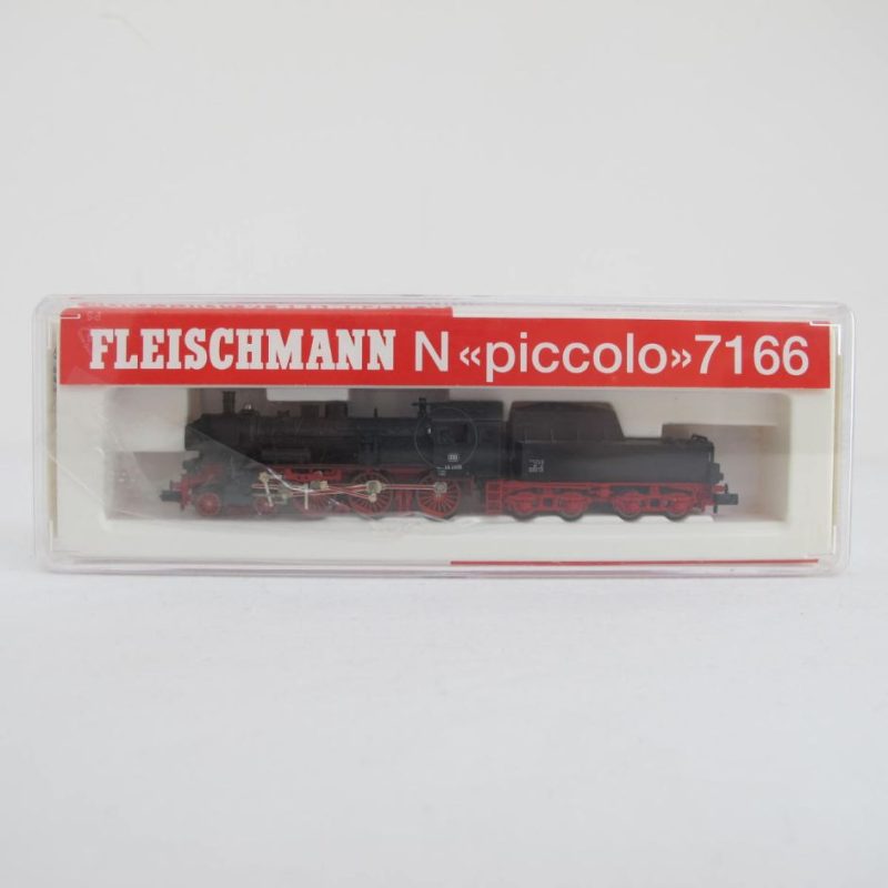 Towed tender locomotive BR 38.10-40, type 2'C h2, black - Image 2