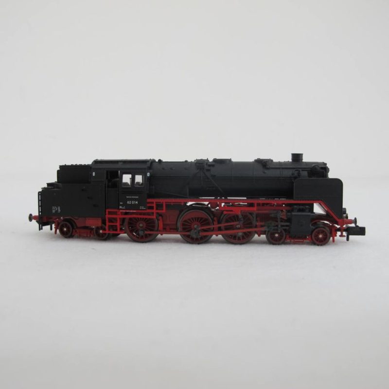 Tank locomotive, class 62, type 2'C 2' h2, black - Image 8