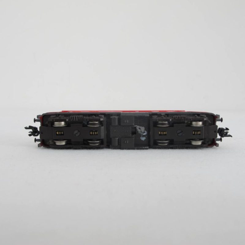 BR 218 diesel locomotive, axle arrangement B`B`, red/light grey contrasting stripes on the fronts - Image 11