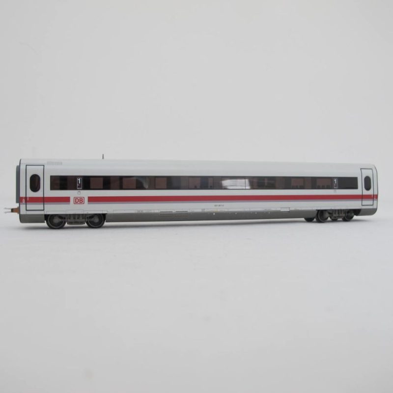 DB four-part train set ICE 1 - Image 12