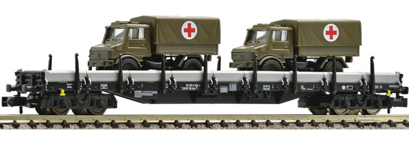 Res686 flat wagon with ambulance Unimog