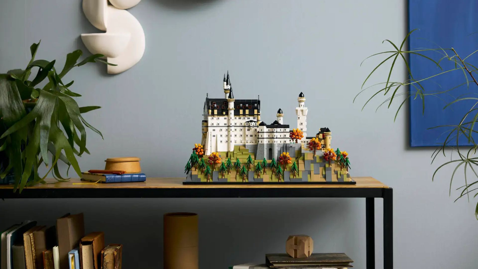 LEGO Architecture Neuschwanstein Castle 21063