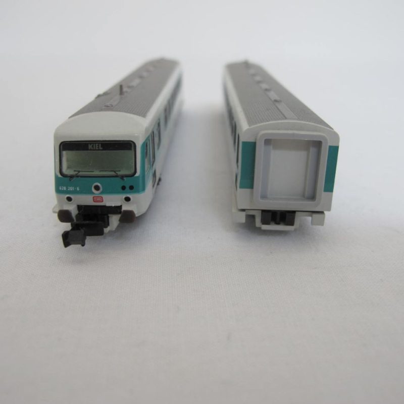 2-part class 628 diesel railcar - Image 3