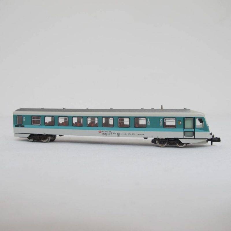 2-part class 628 diesel railcar - Image 10