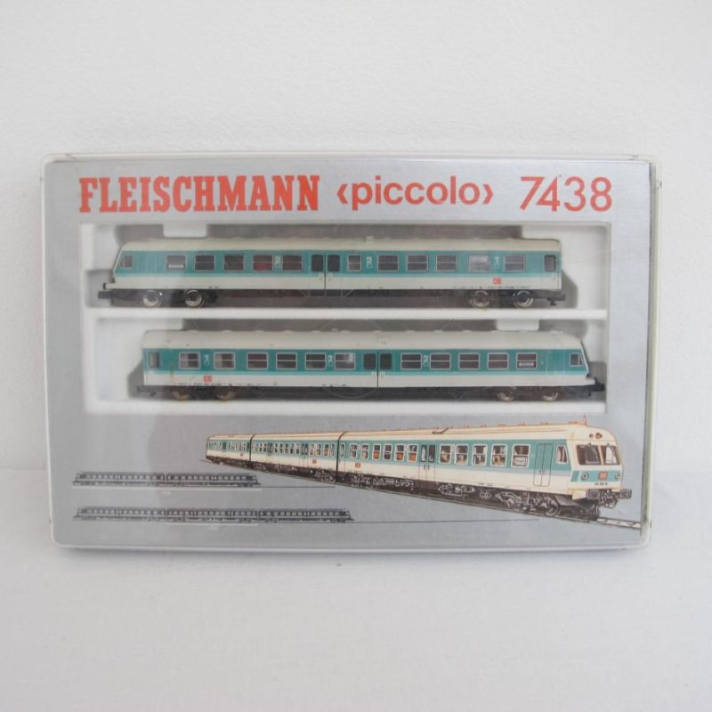 Class 614 diesel railcar, in RegionalBahn colour scheme - Image 2