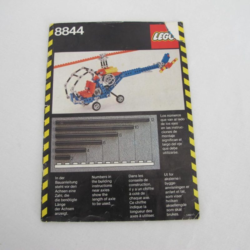 Helicopter. Incomplete with instructions, no box - Image 2