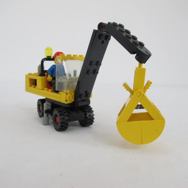Pneumatic Crane. Complete with instructions, no box - Image 8
