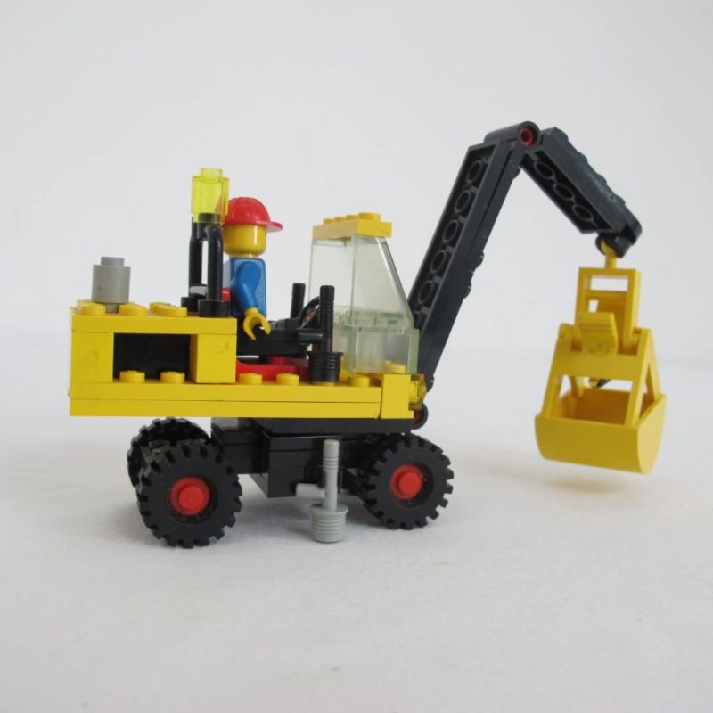 Pneumatic Crane. Complete with instructions, no box - Image 2