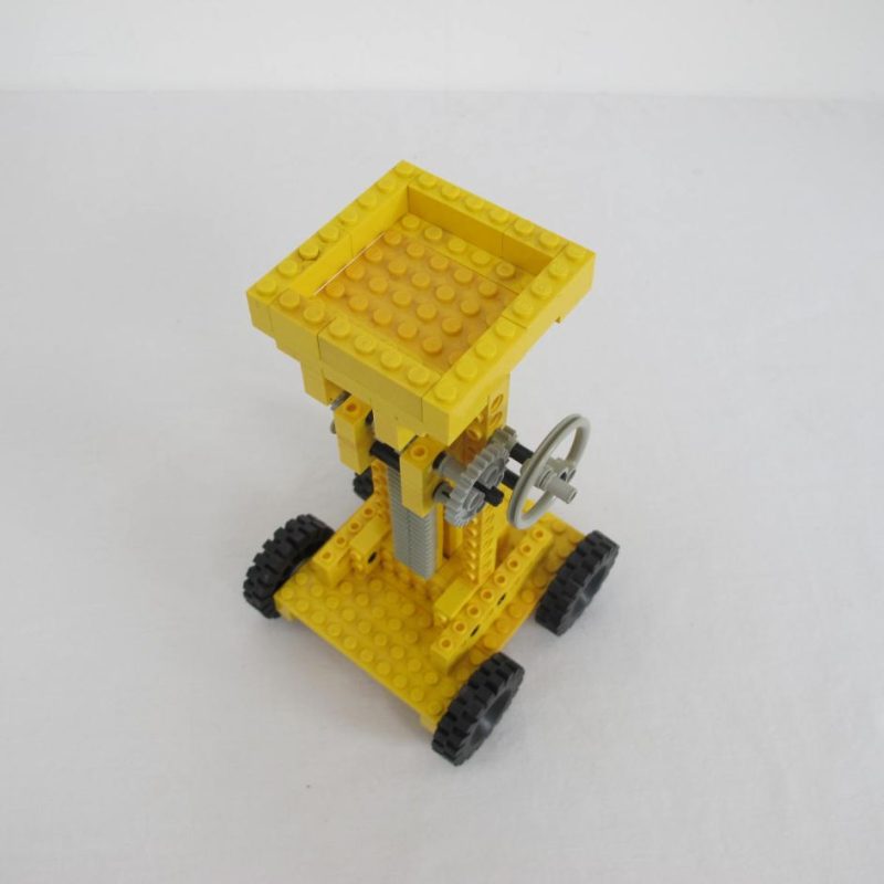 Fork Lift. Incomplete with instructions and box - Image 3