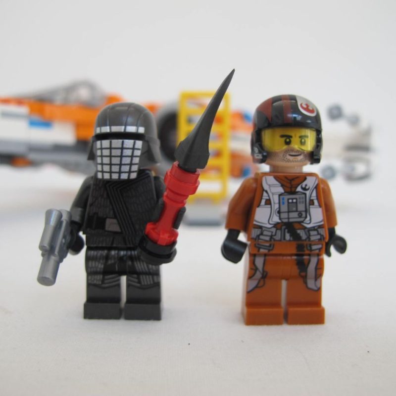 Poe Dameron's X-wing Fighter. Complete with instructions, no box - Image 11