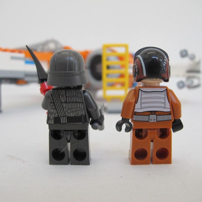 Poe Dameron's X-wing Fighter. Complete with instructions, no box - Image 12