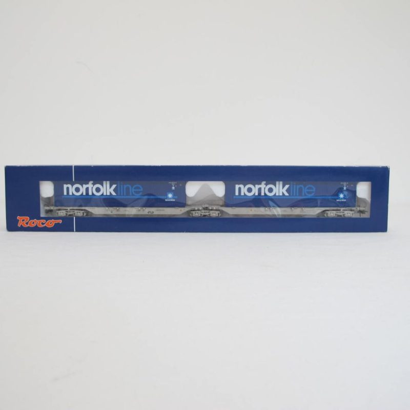 NS double container wagon, grey, with 2 blue 45ft containers 'Norfolkline'