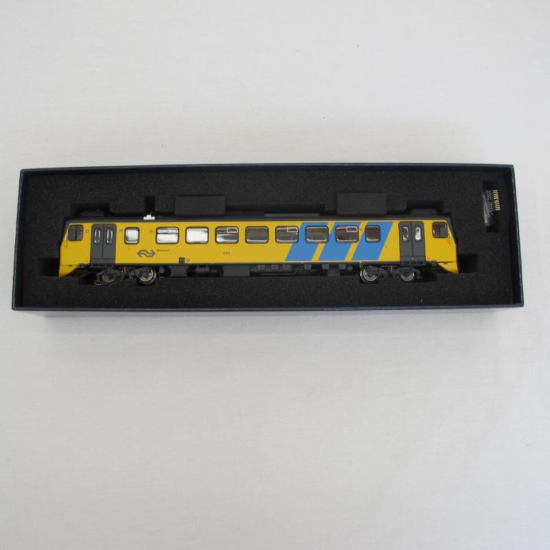Motor carriage NS DH1 3103, yellow, “Wadloper”, with Telerail, air conditioning, dark window surround, track pusher