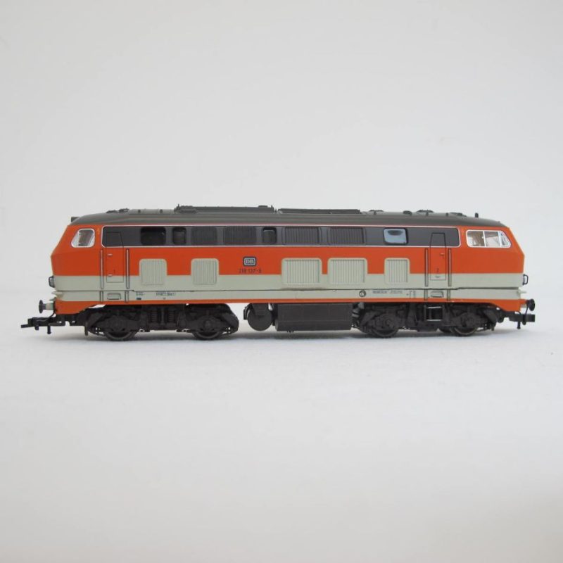 DB City Bahn BR 218 137-8 diesel locomotive - Image 7