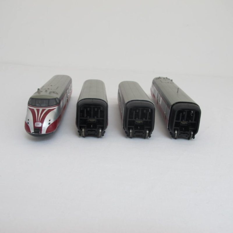 Daytime articulated train VT 10.5 ‘Senator’ DB, sound - Image 5