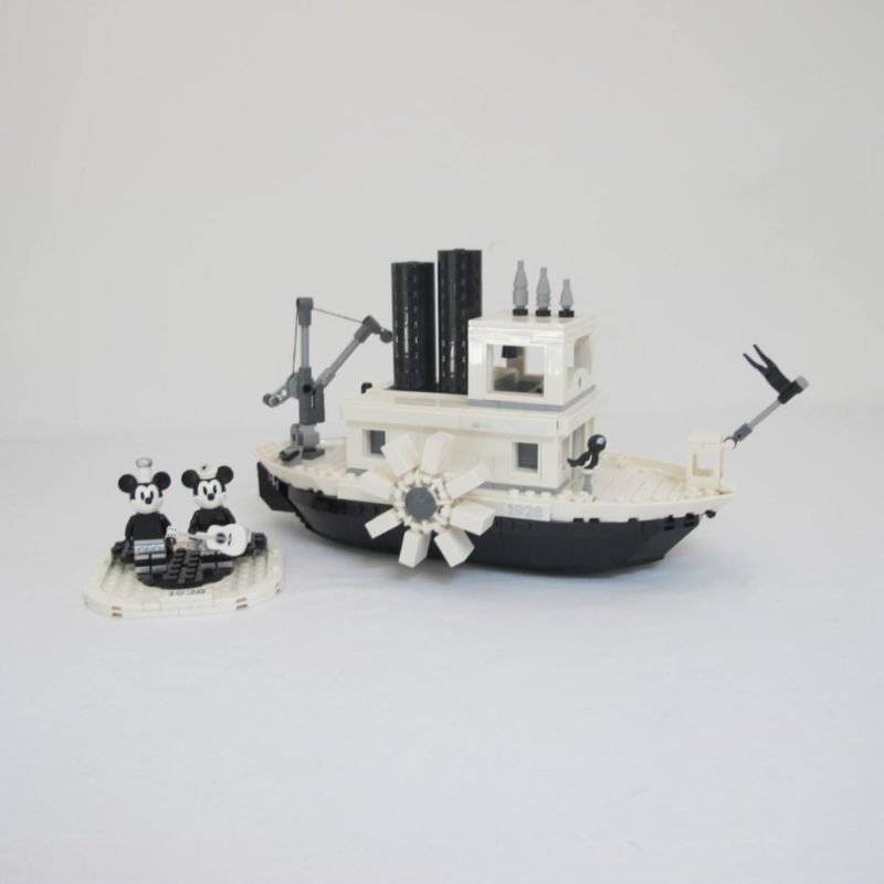 Steamboat Willie. Complete with instructions, no box - Image 6