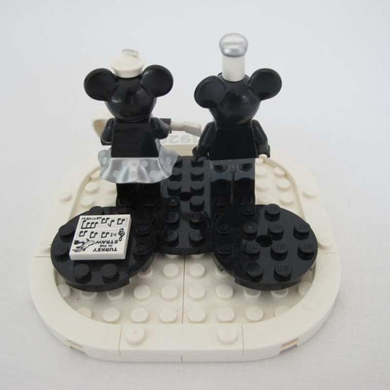 Steamboat Willie. Complete with instructions, no box - Image 8