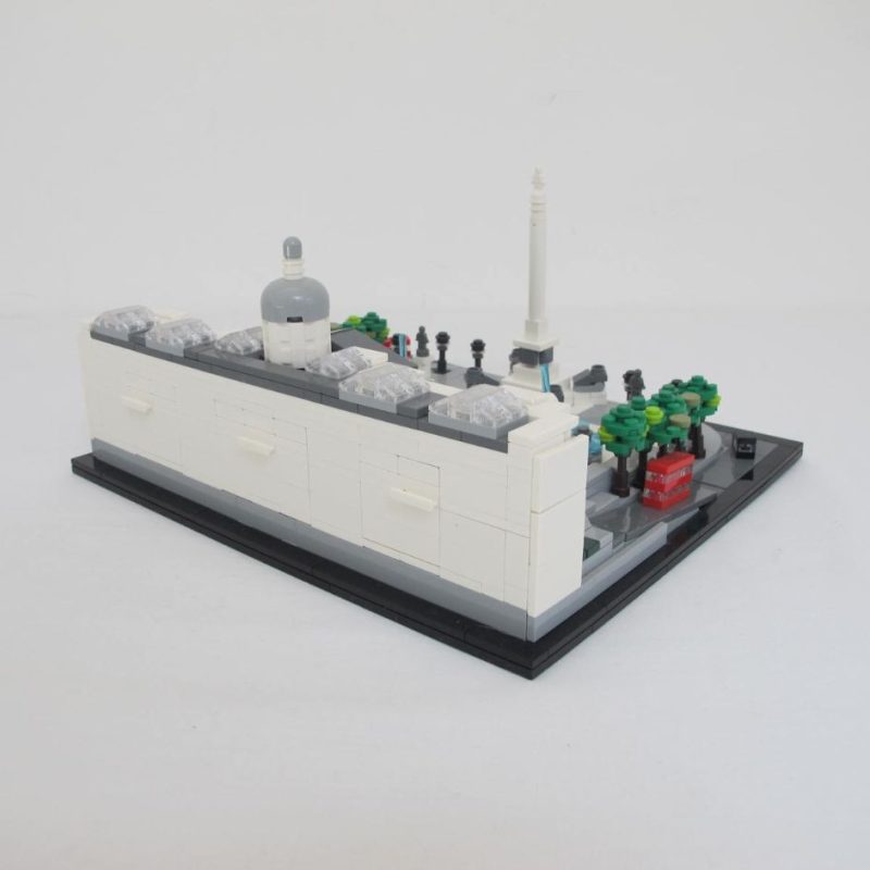 Trafalgar Square. Complete with instructions, no box - Image 8