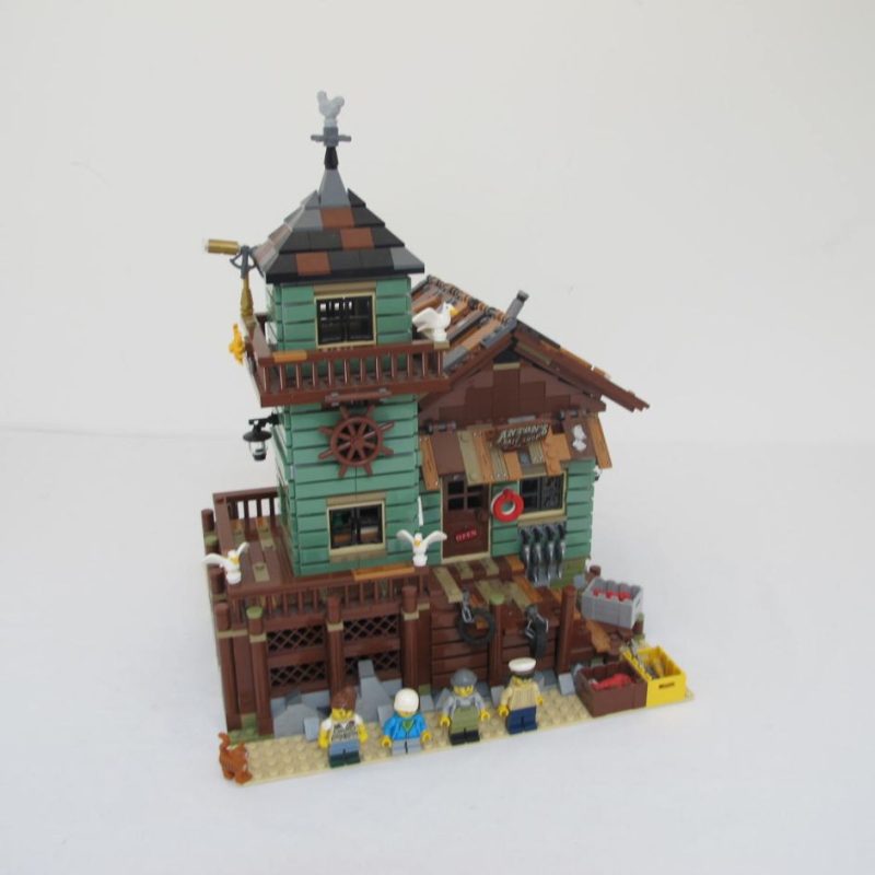 Old Fishing Store. Complete without instructions and box - Image 11