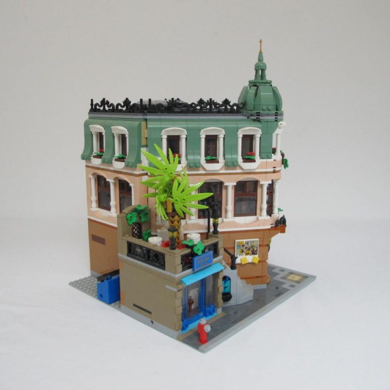 Boutique Hotel. Complete without instructions and box - Image 13