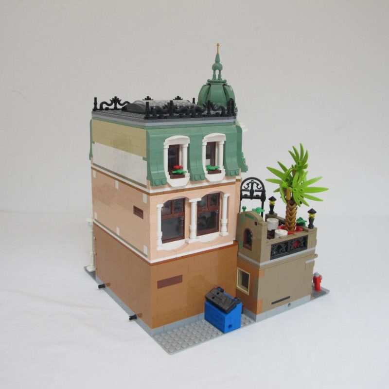 Boutique Hotel. Complete without instructions and box - Image 14