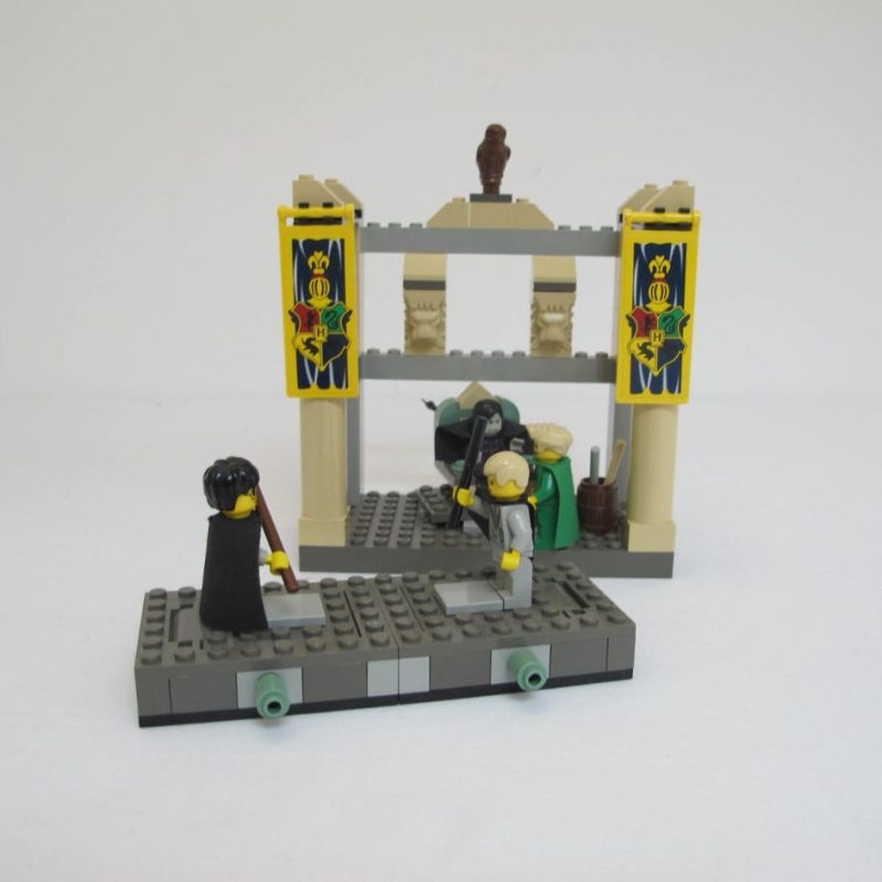 The Dueling Club. Complete with instructions, no box - Image 4