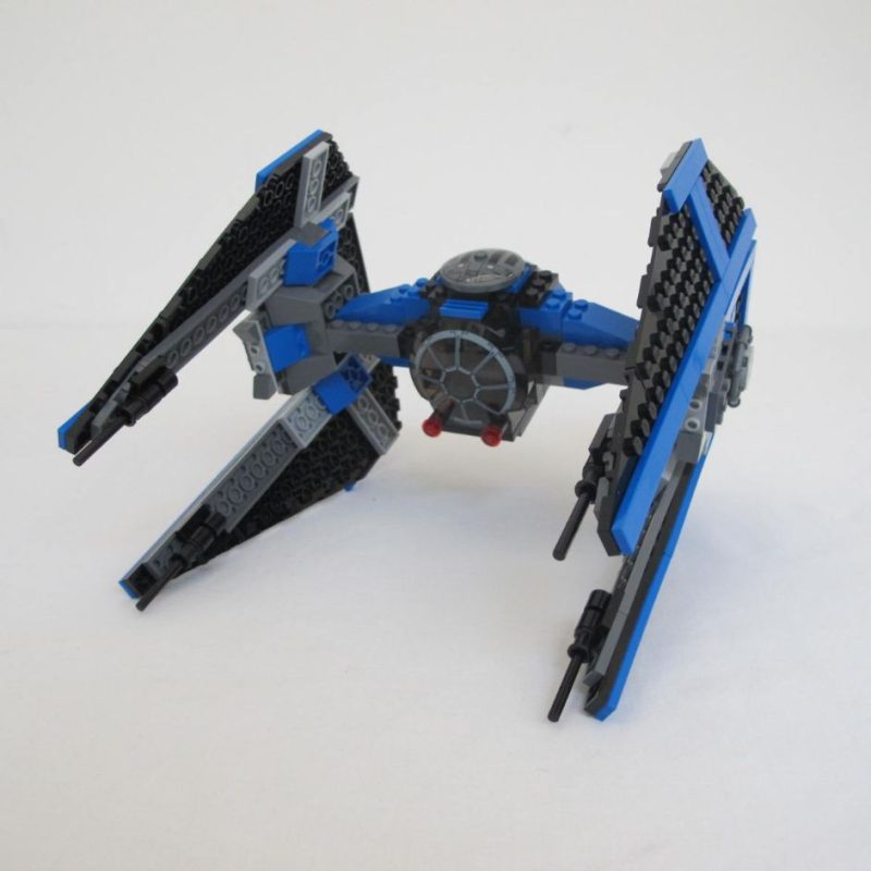 TIE Interceptor. Complete with instructions and box - Image 2