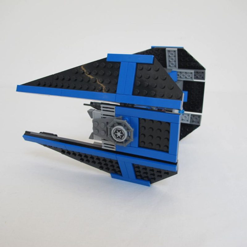 TIE Interceptor. Complete with instructions and box - Image 5
