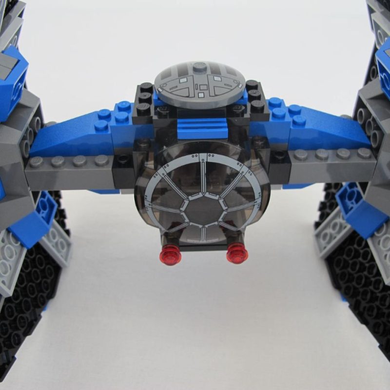 TIE Interceptor. Complete with instructions and box - Image 7