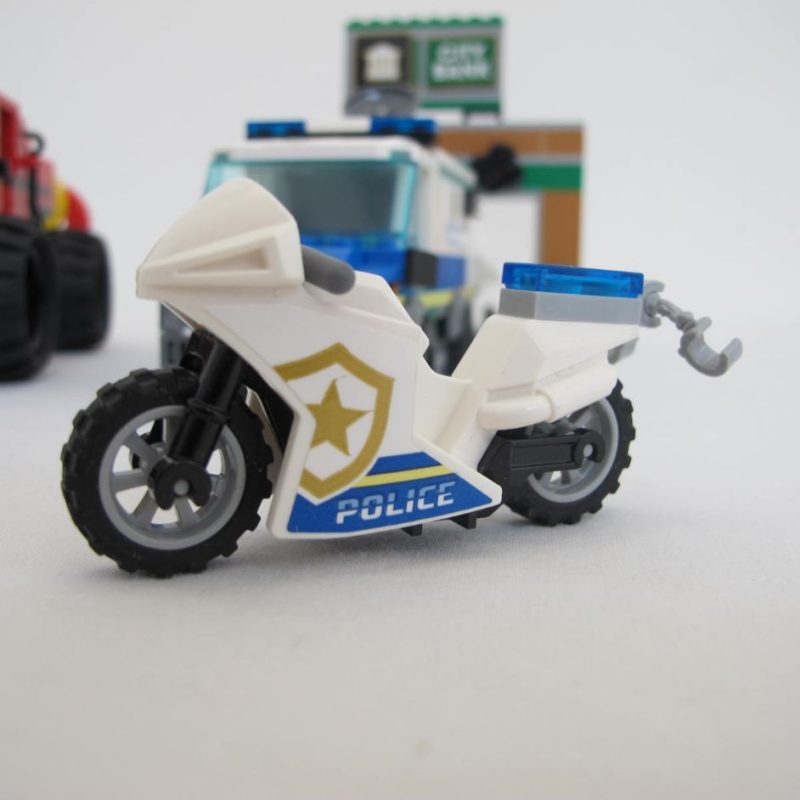 Police Monster Truck Heist. Complete with instructions, no box - Image 12