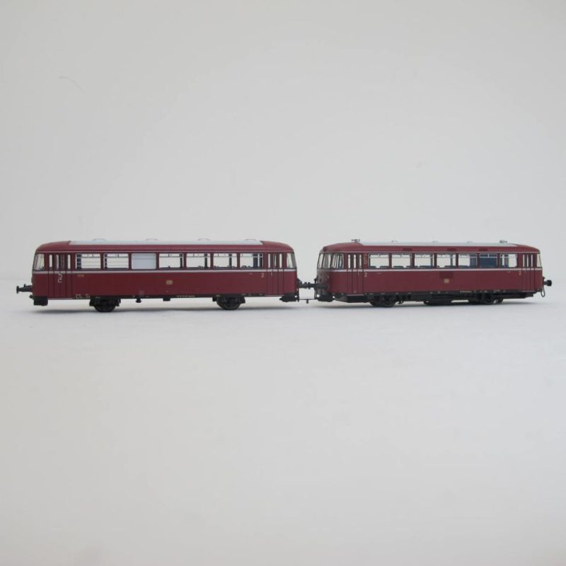 Railcar series VT 98.9 with VS 98 of the DB - Image 2