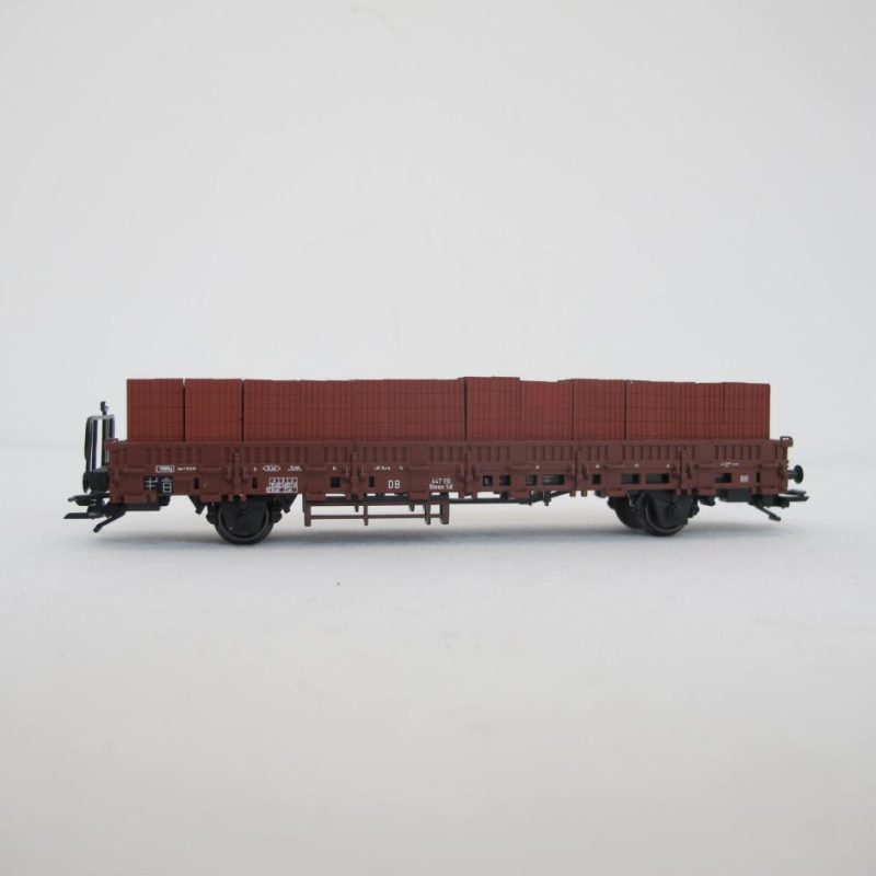 Train set diesel locomotive Köf II with 2 loaded stake wagons of the DB in Ep.III | mfx + TELEX couplings - Image 18