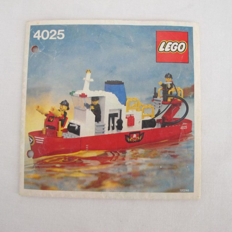 Fire Boat. Complete with instructions, no box - Image 2