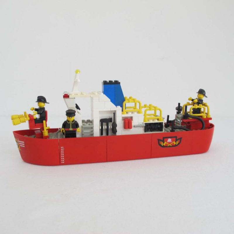 Fire Boat. Complete with instructions, no box - Image 6